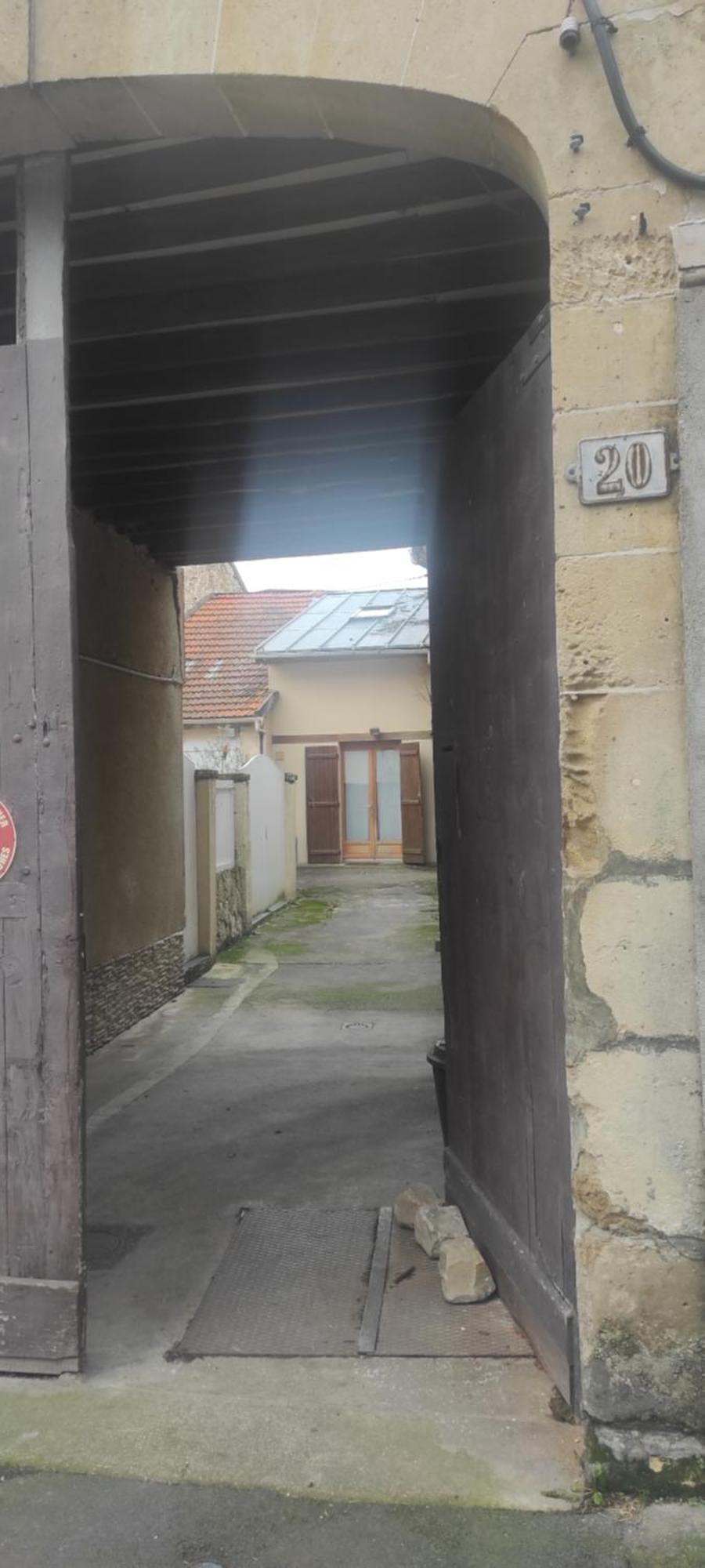 Superbe Appartement En Plein Centre Ville Viarmes 外观 照片